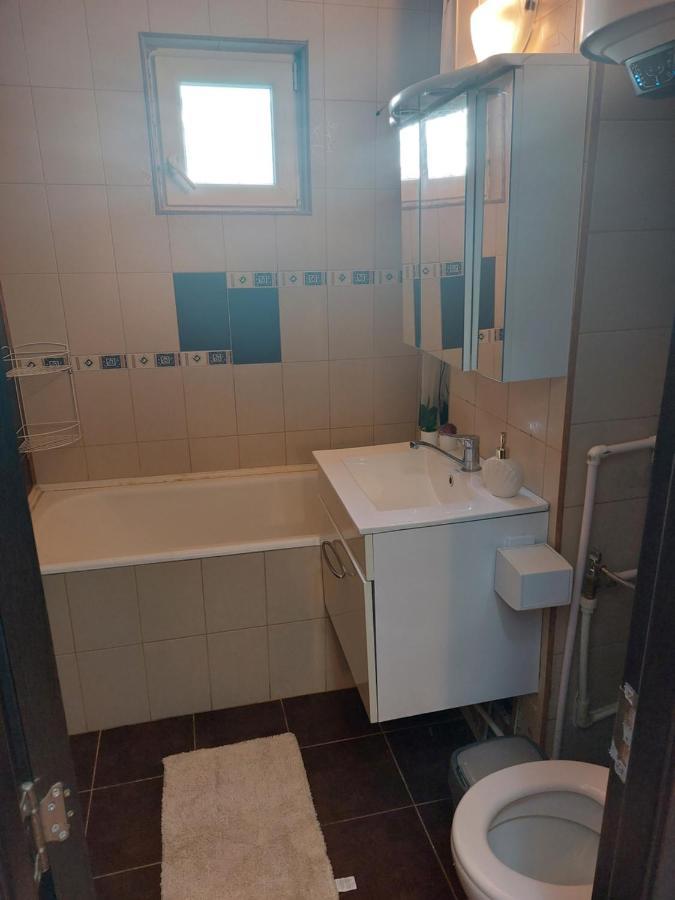 Apartament Central Renovat 3 Camere Bucureşti Exterior foto